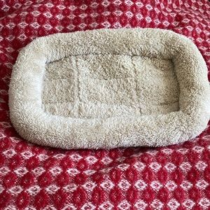 Petco Small Pet Faux Fur Bed